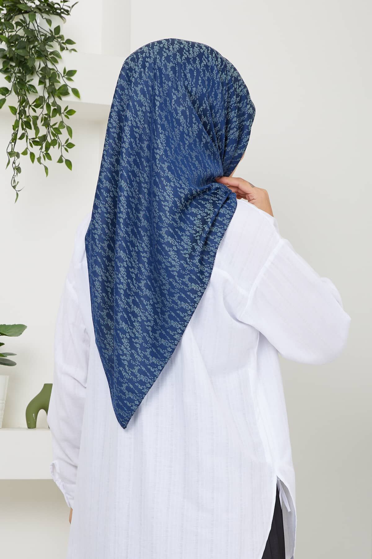 Pamuksu Çiçek Eşarp