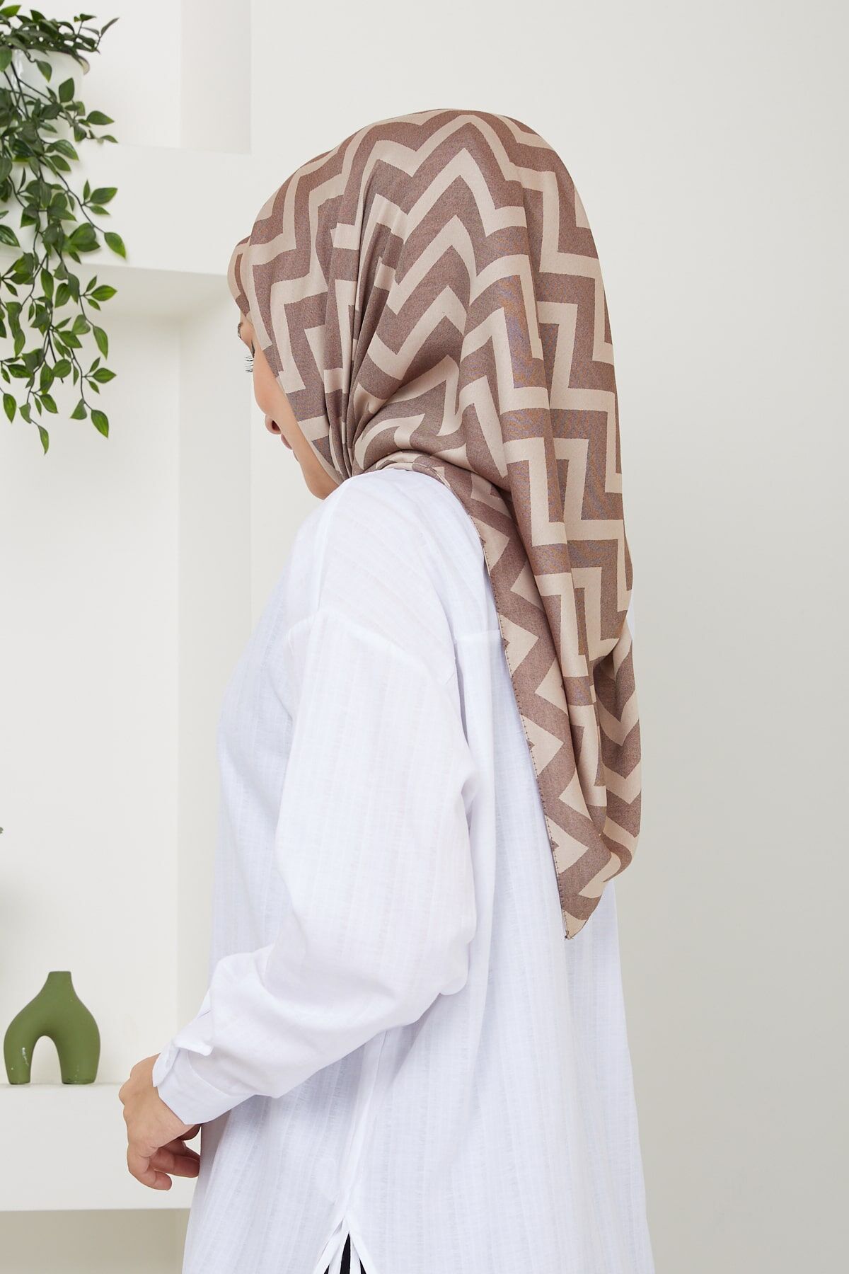 Pamuksu Zigzag Desenli Jakar Eşarp