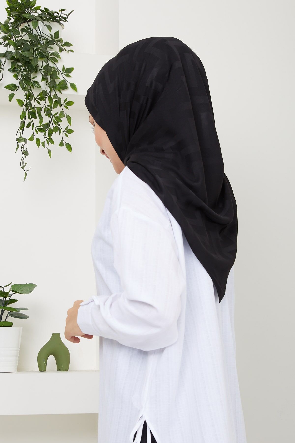 Pamuksu Zigzag Desenli Jakar Eşarp