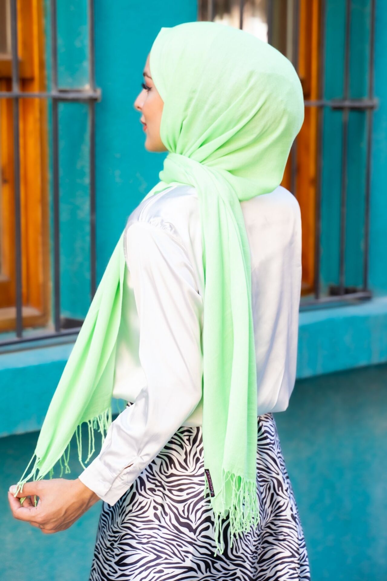 140 gr. Püsküllü Pamuksu Pashmina Şal