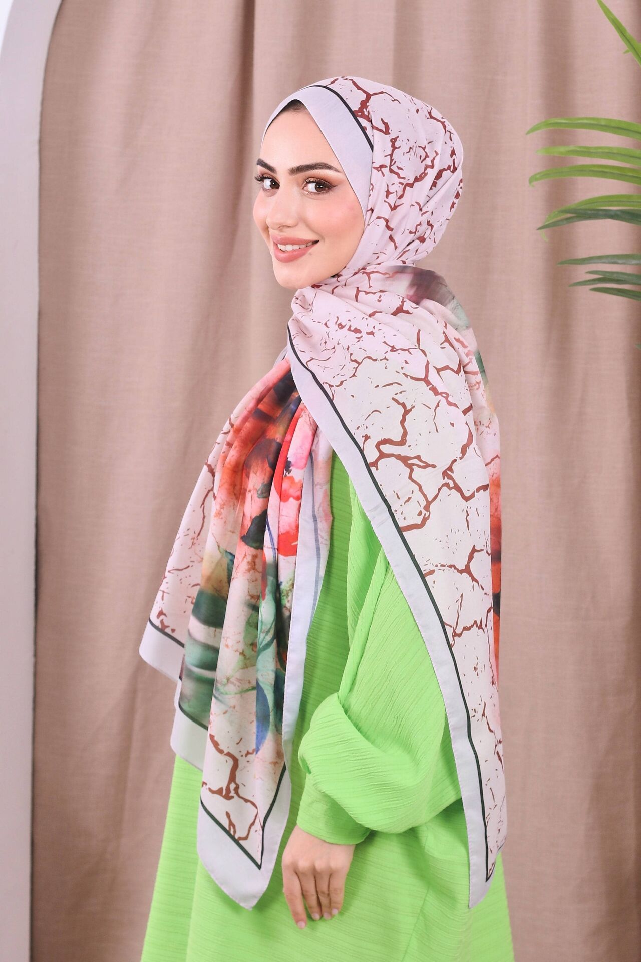 Çiçek Desenli Pamuksu Soft Şal