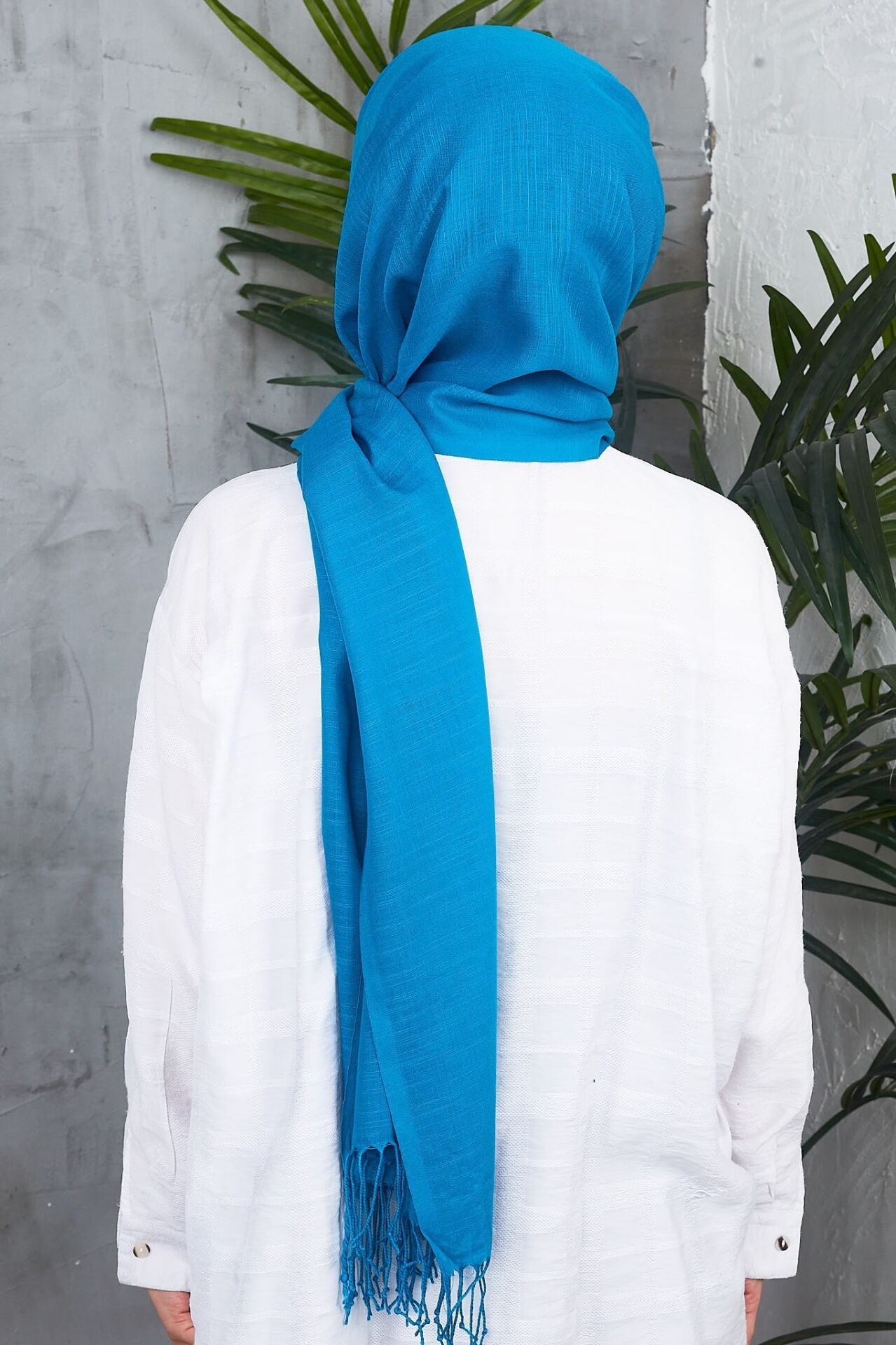 Flamlı Saçaklı Düz Renk Keten Rubi Şal