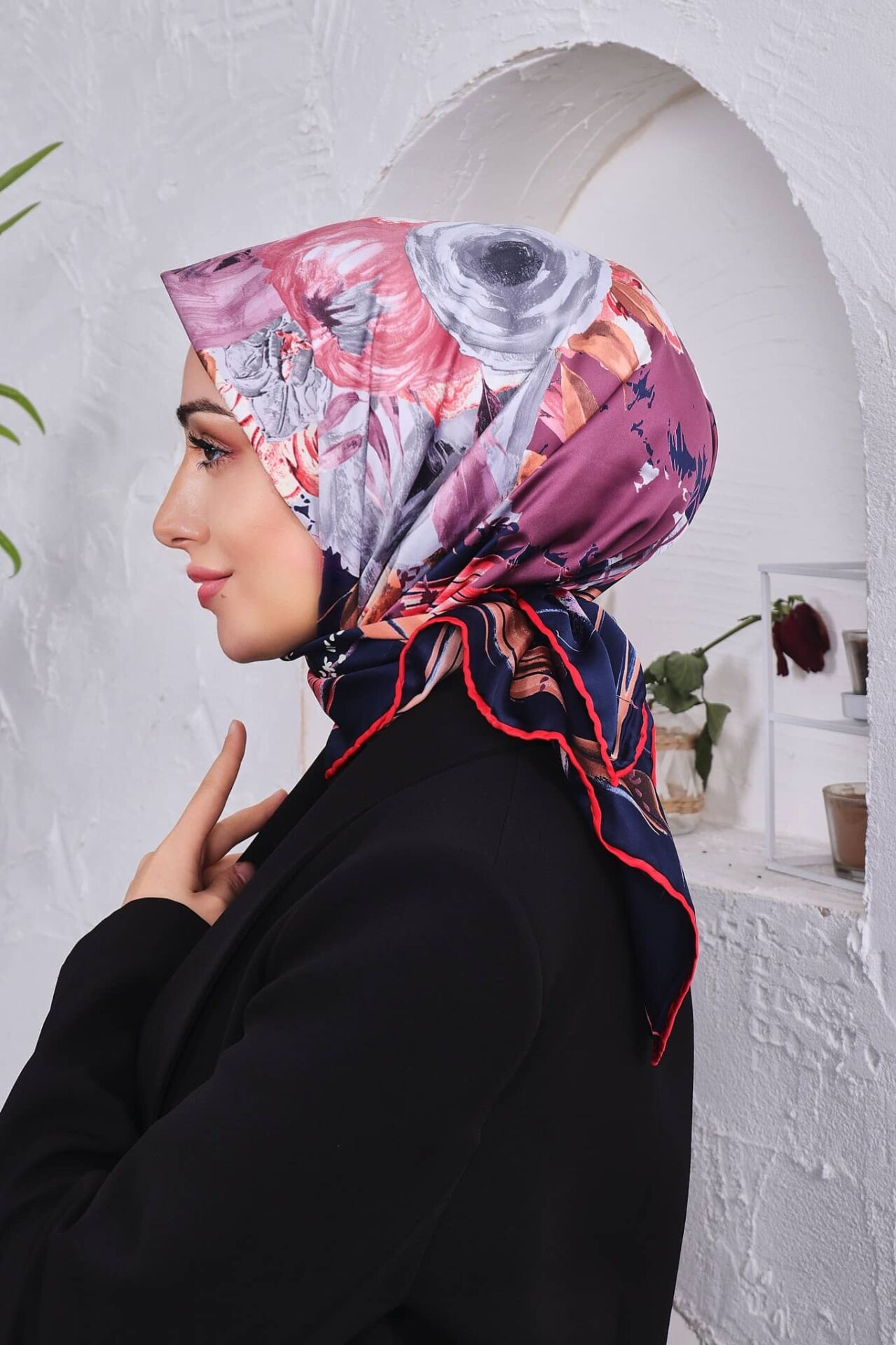 Çiçek Desenli Rayon Parlak Eşarp