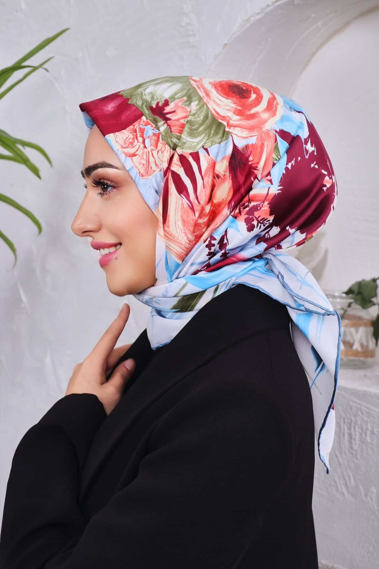 Çiçek Desenli Rayon Parlak Eşarp