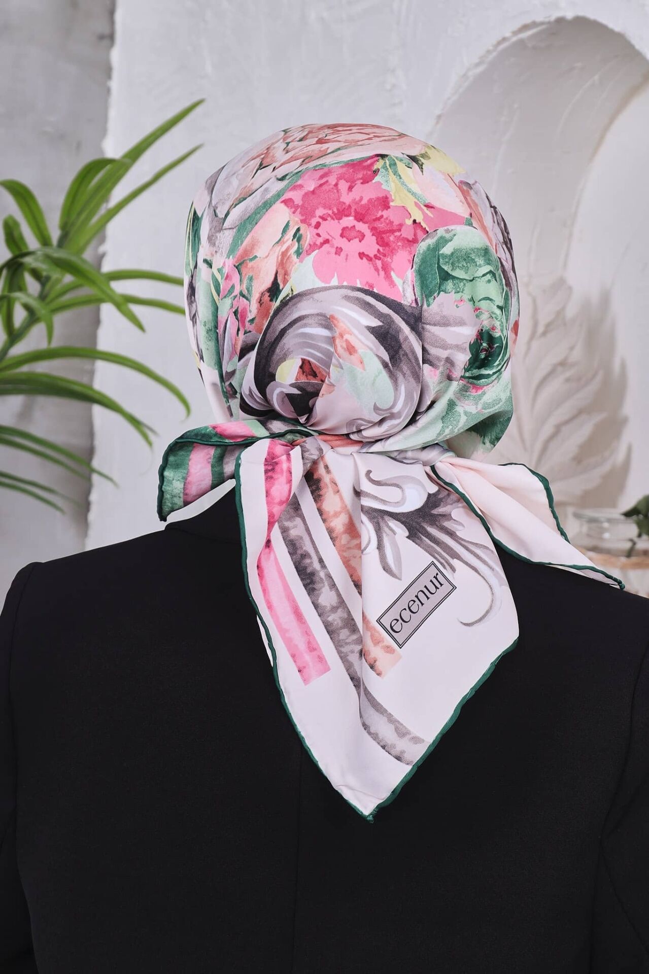 Çiçek Desenli Rayon Parlak Eşarp