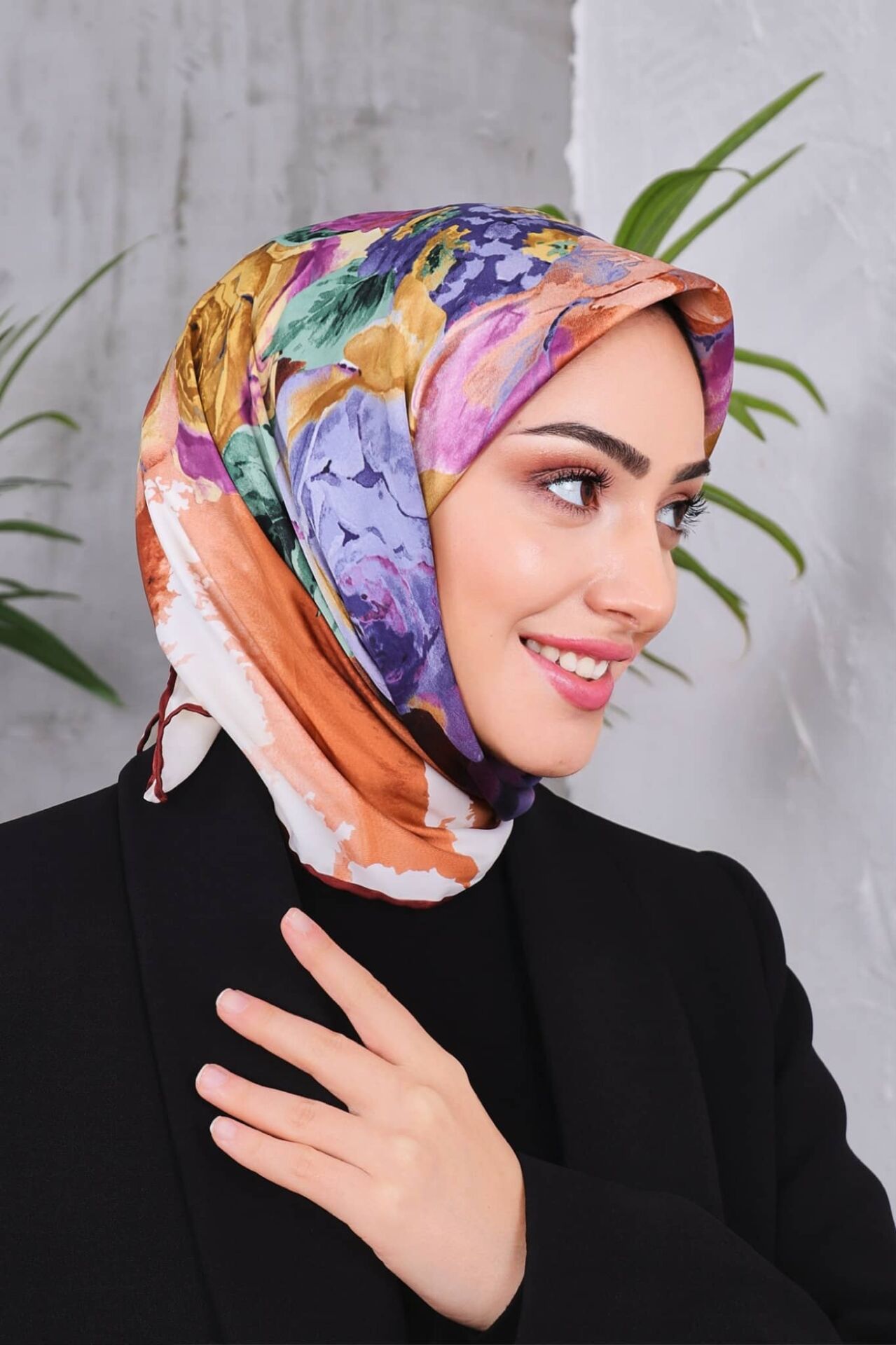 Çiçek Desenli Rayon Parlak Eşarp