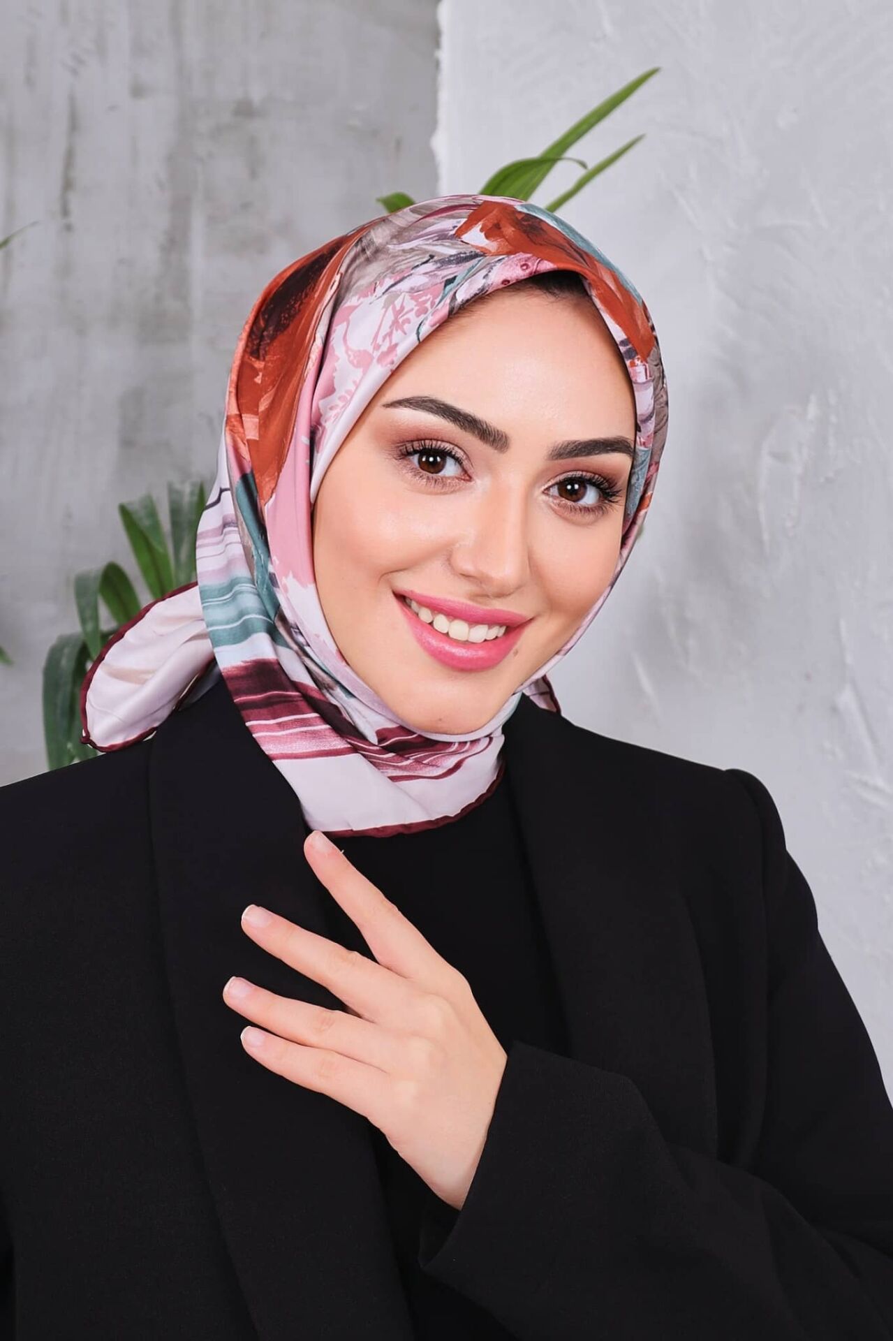 Çiçek Desenli Rayon Parlak Eşarp