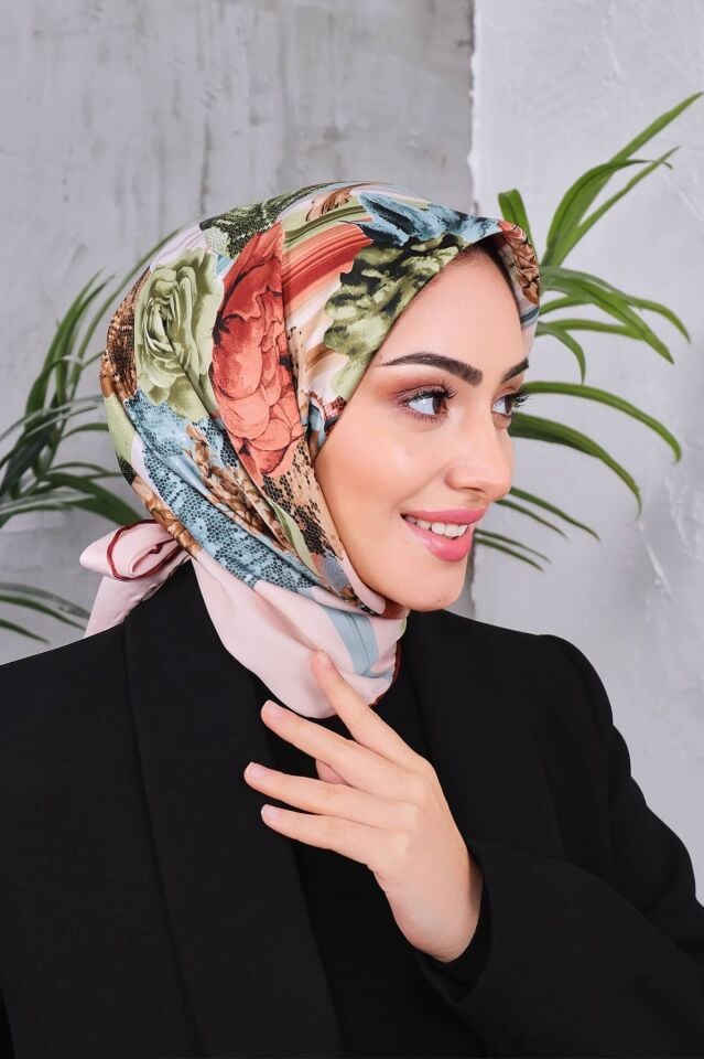 Çiçek Desenli Rayon Parlak Eşarp