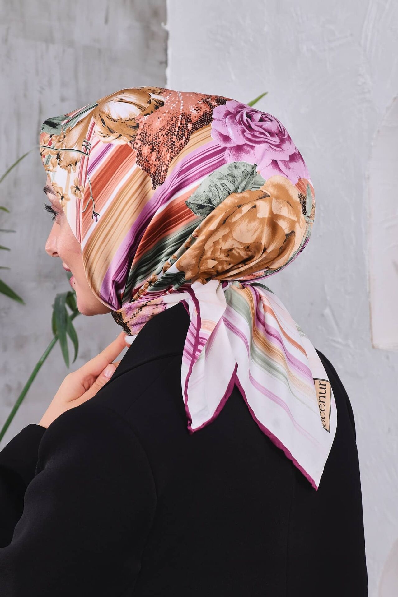 Çiçek Desenli Rayon Parlak Eşarp