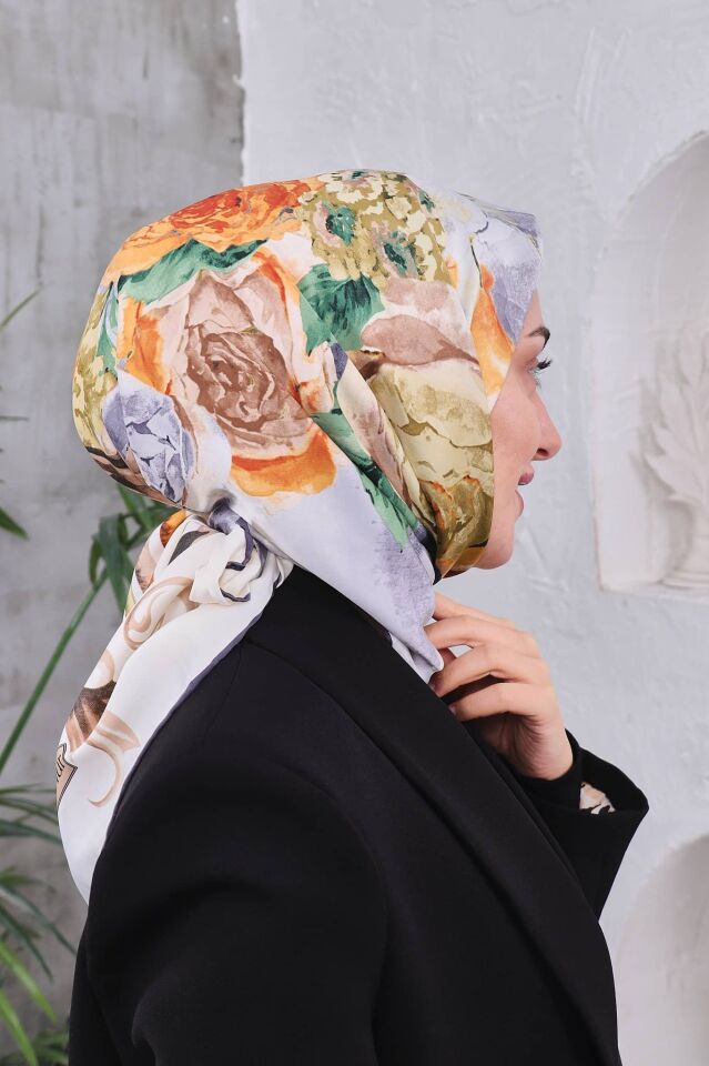 Çiçek Desenli Rayon Parlak Eşarp