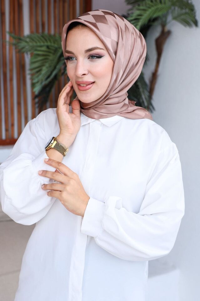 Dama Eşarp