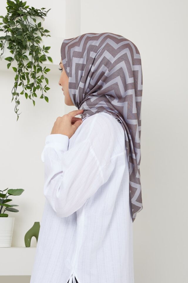 Pamuksu Zigzag Desenli Jakar Eşarp