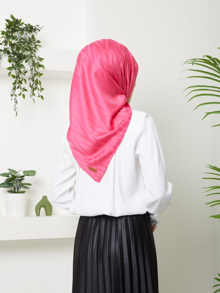 Zigzag Jakar Eşarp