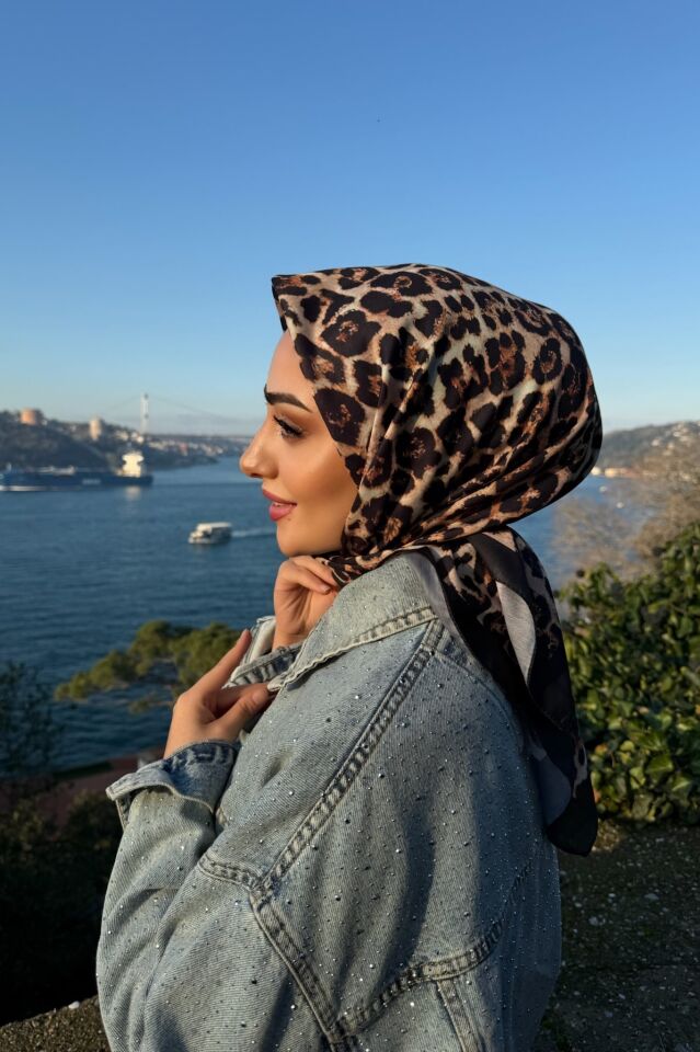 Leopar Desen Soft Pamuksu Eşarp