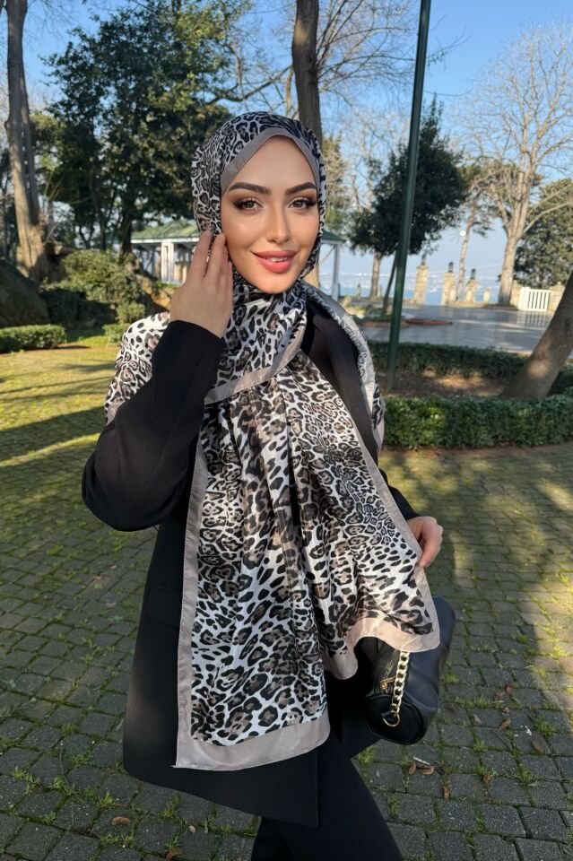 Leopar Desen İpeksi Vual Şal
