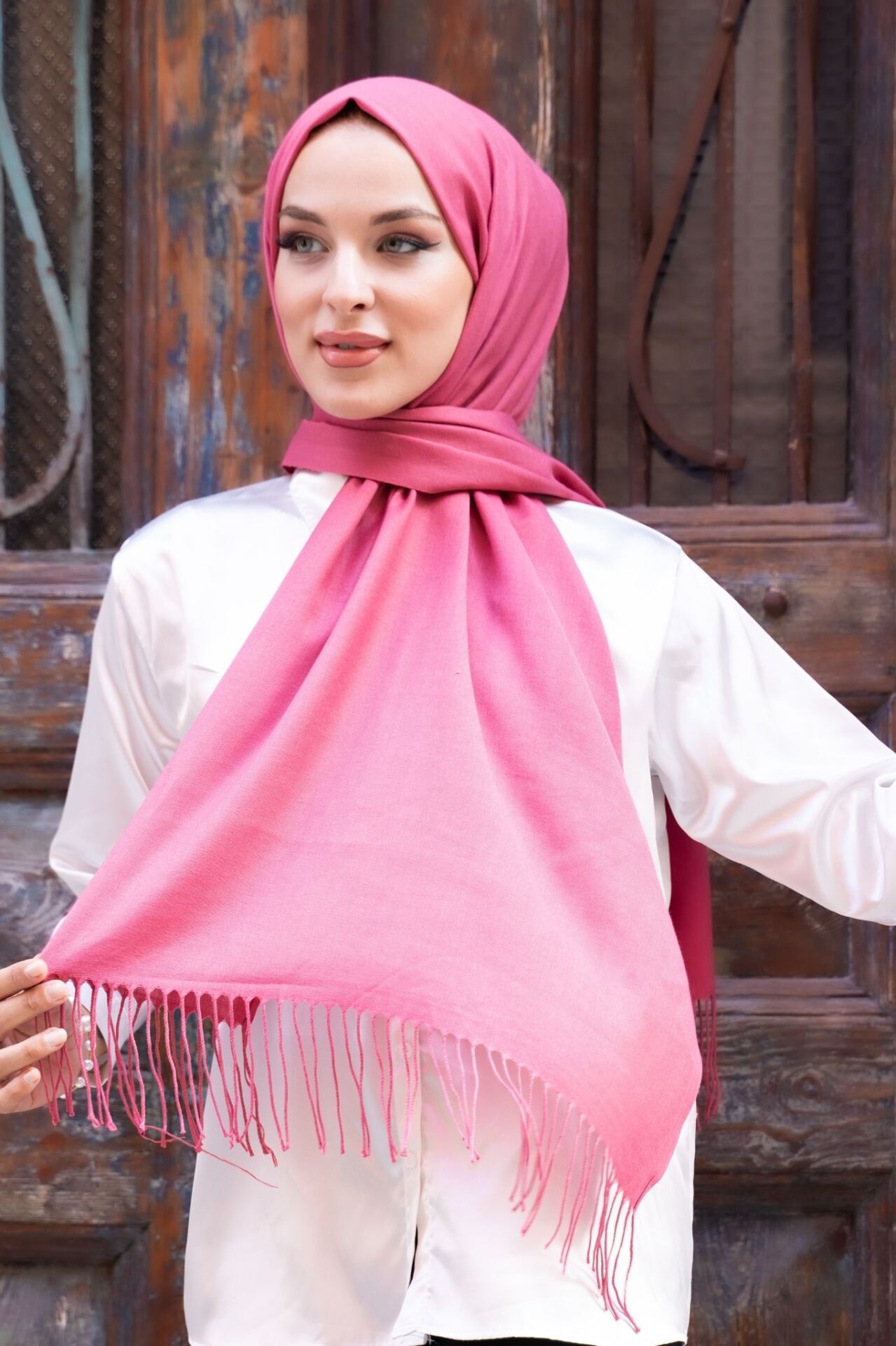 140 gr. Püsküllü Pamuksu Pashmina Şal