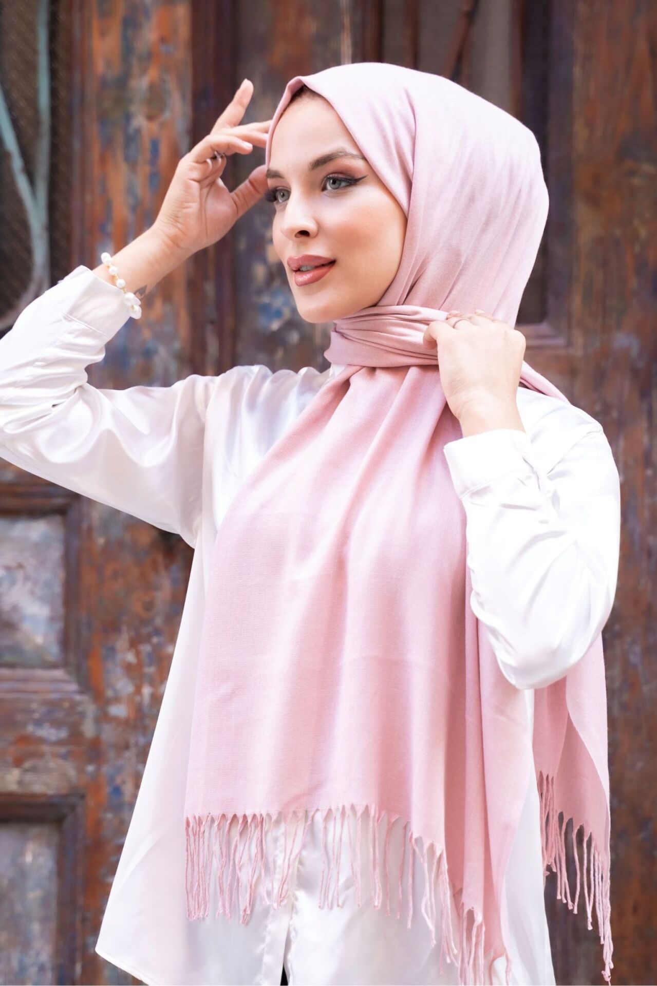140 gr. Püsküllü Pamuksu Pashmina Şal