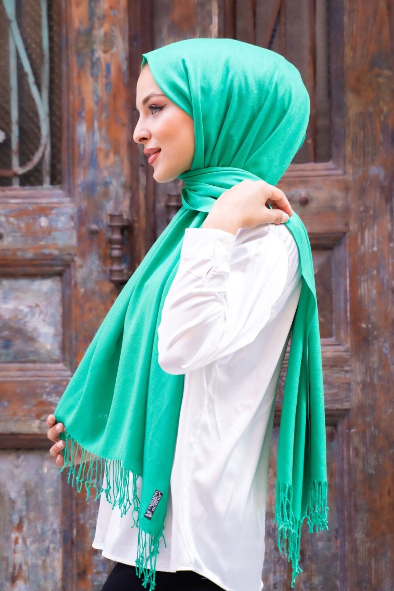 140 gr. Püsküllü Pamuksu Pashmina Şal